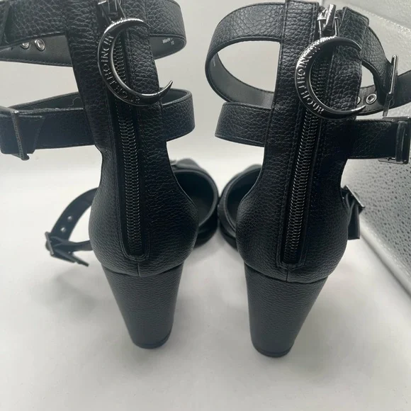 Enchantress Buckle Up Heel Size 10 - Picture 6 of 9